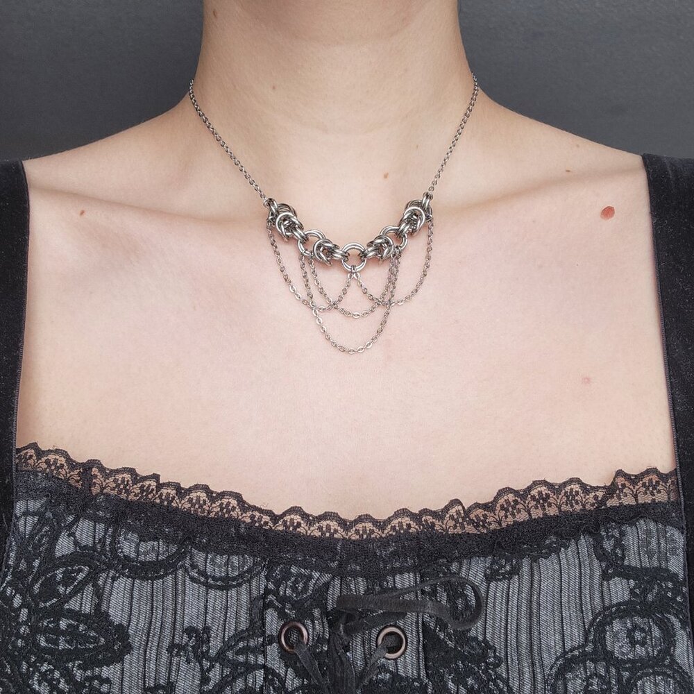 Gothic victorian princess silver draped chains choker necklace - Picture 4 of 9